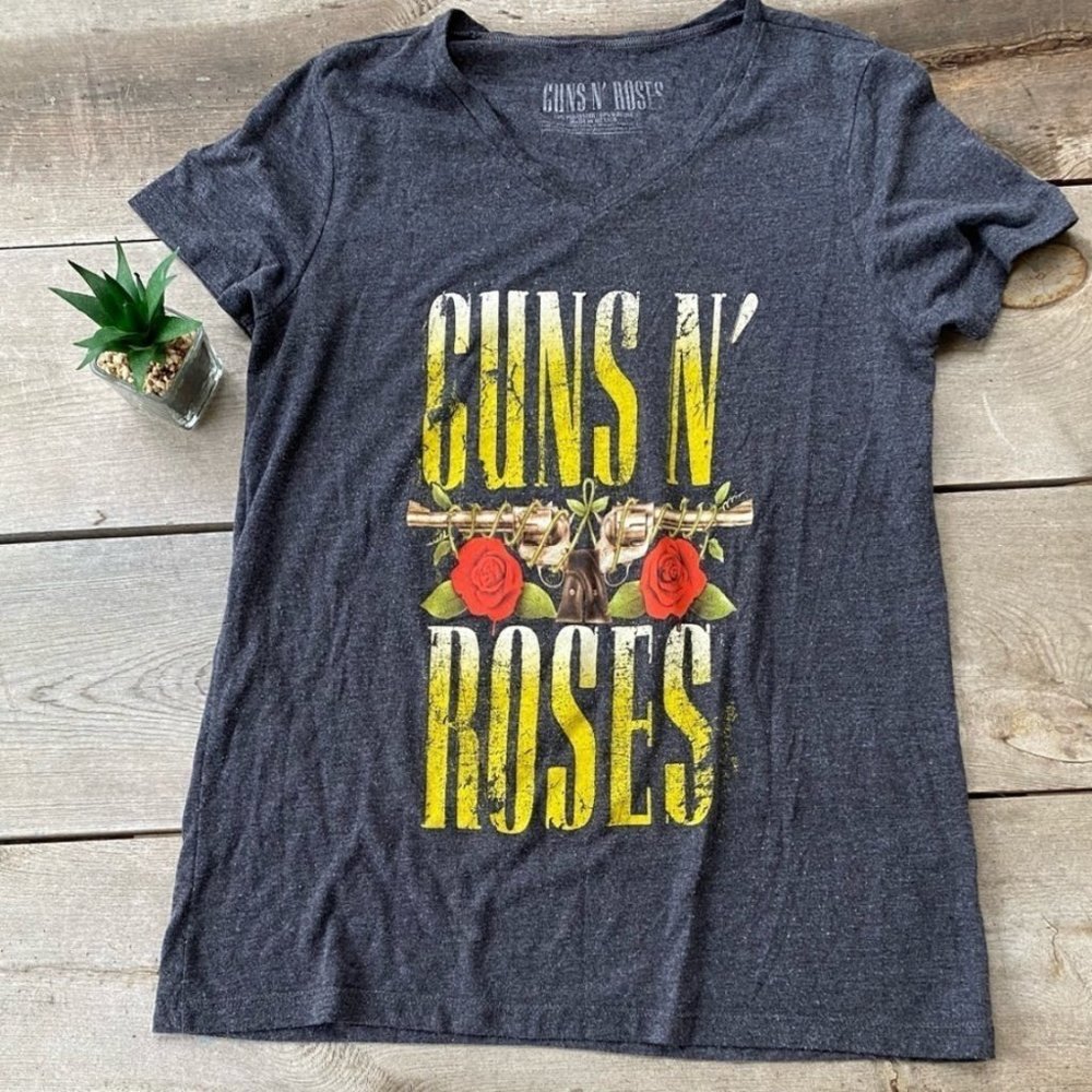 Guns n Roses Gray Short Sleeve Tee